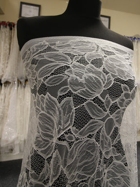 Dentelle Raschel ivoire - Carole