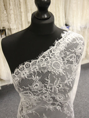Dentelle Florale Légère Ivoire - Iona