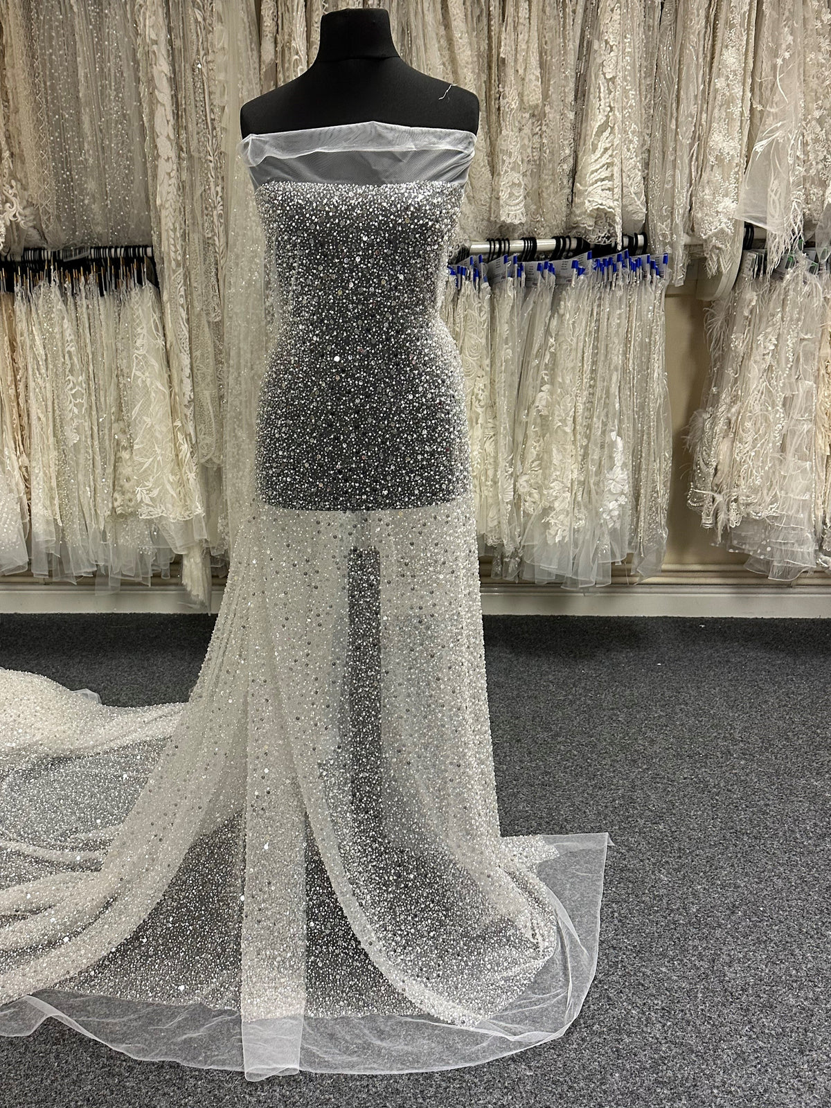 Tulle Orné ivoire - Vitality
