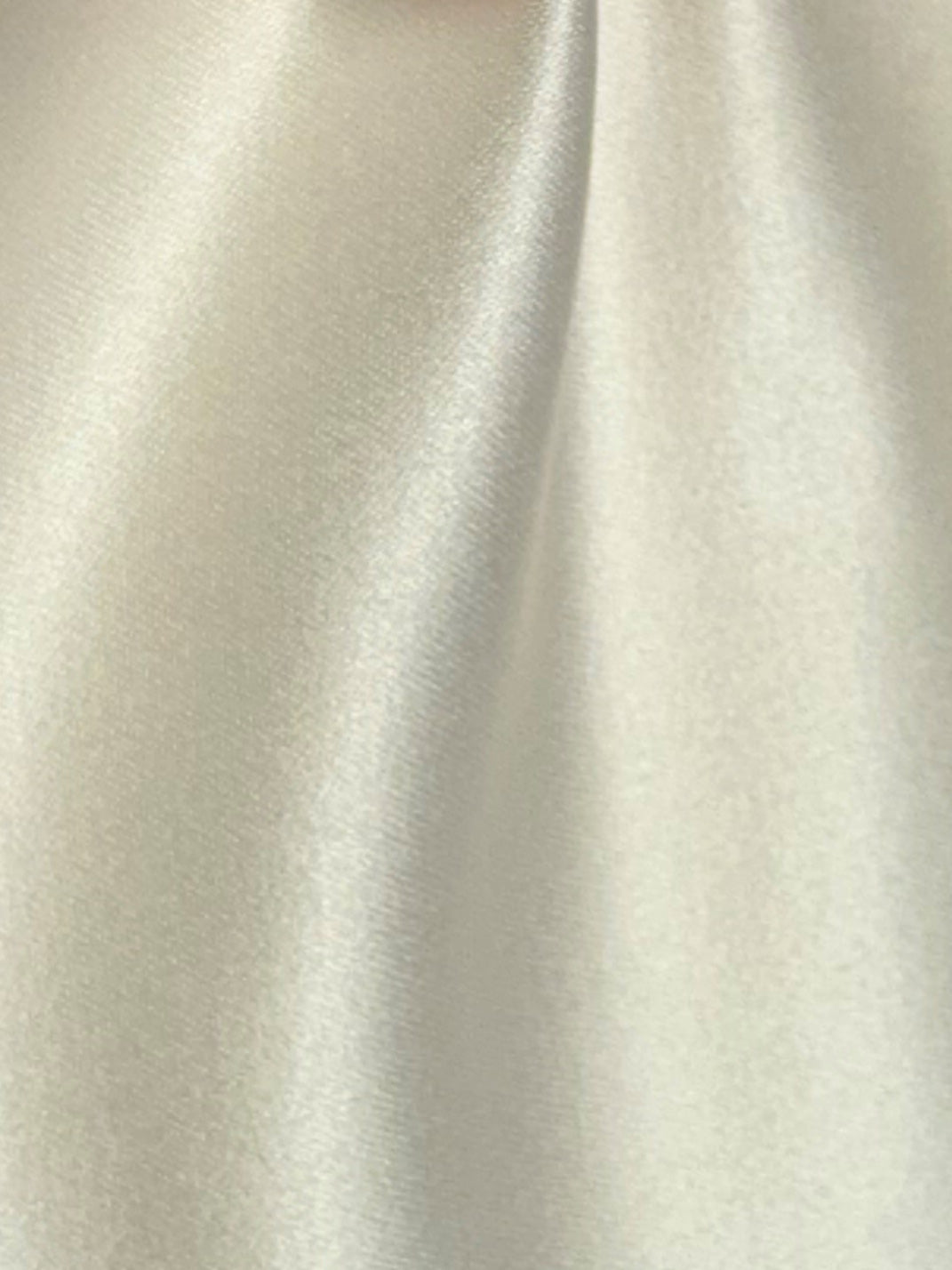 Satin de polyester ivoire - Canada