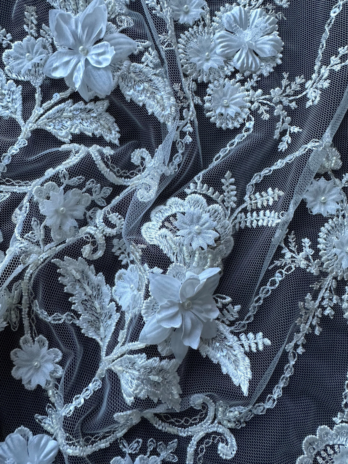 Dentelle florale ivoire – Geneviève (CF)