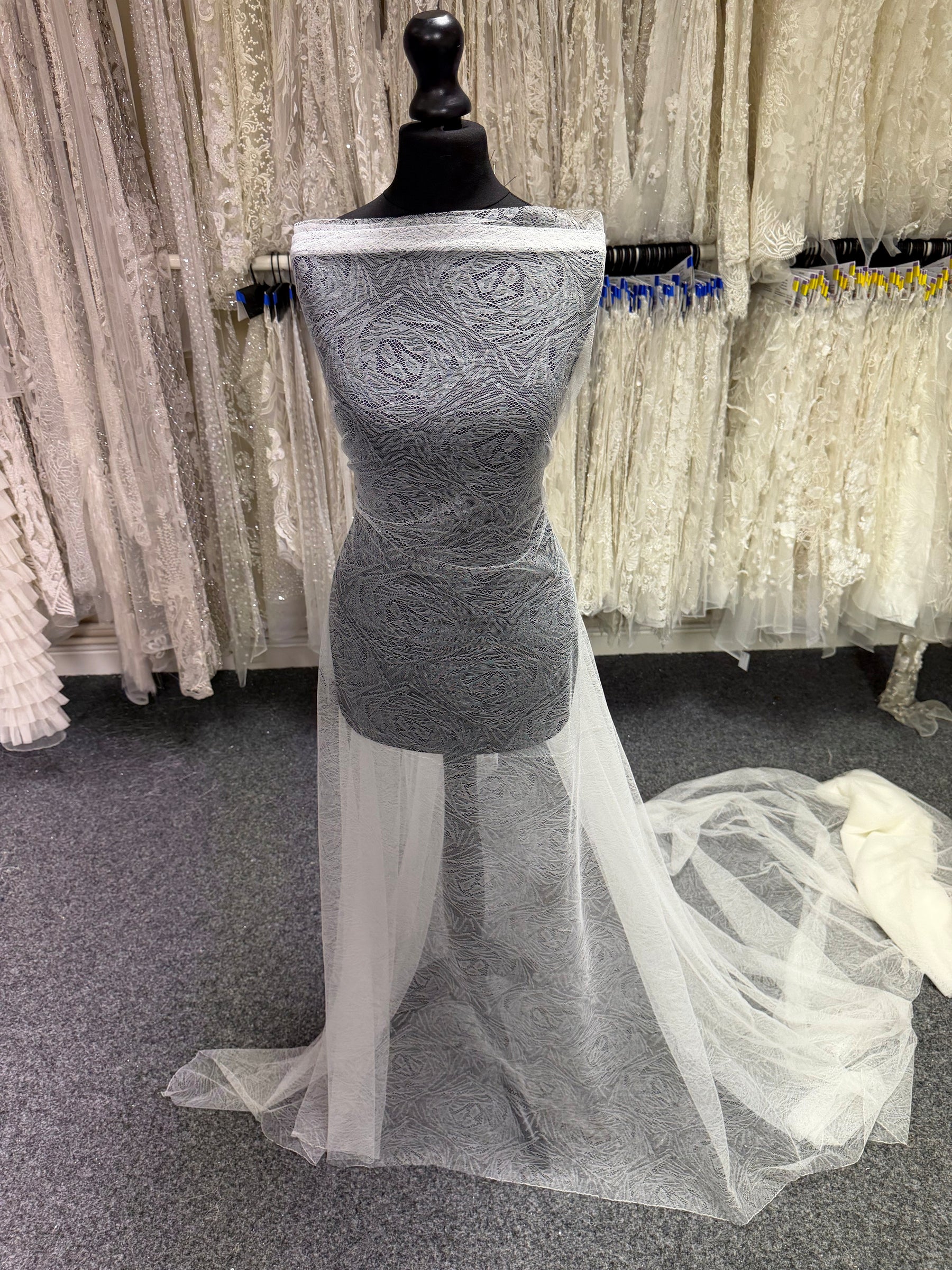 Dentelle Française Ivoire - LA2017