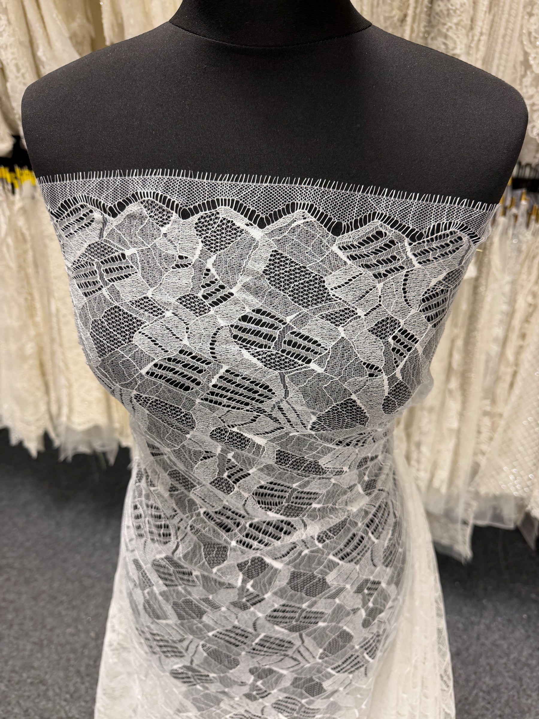 Dentelle ivoire - LA6002
