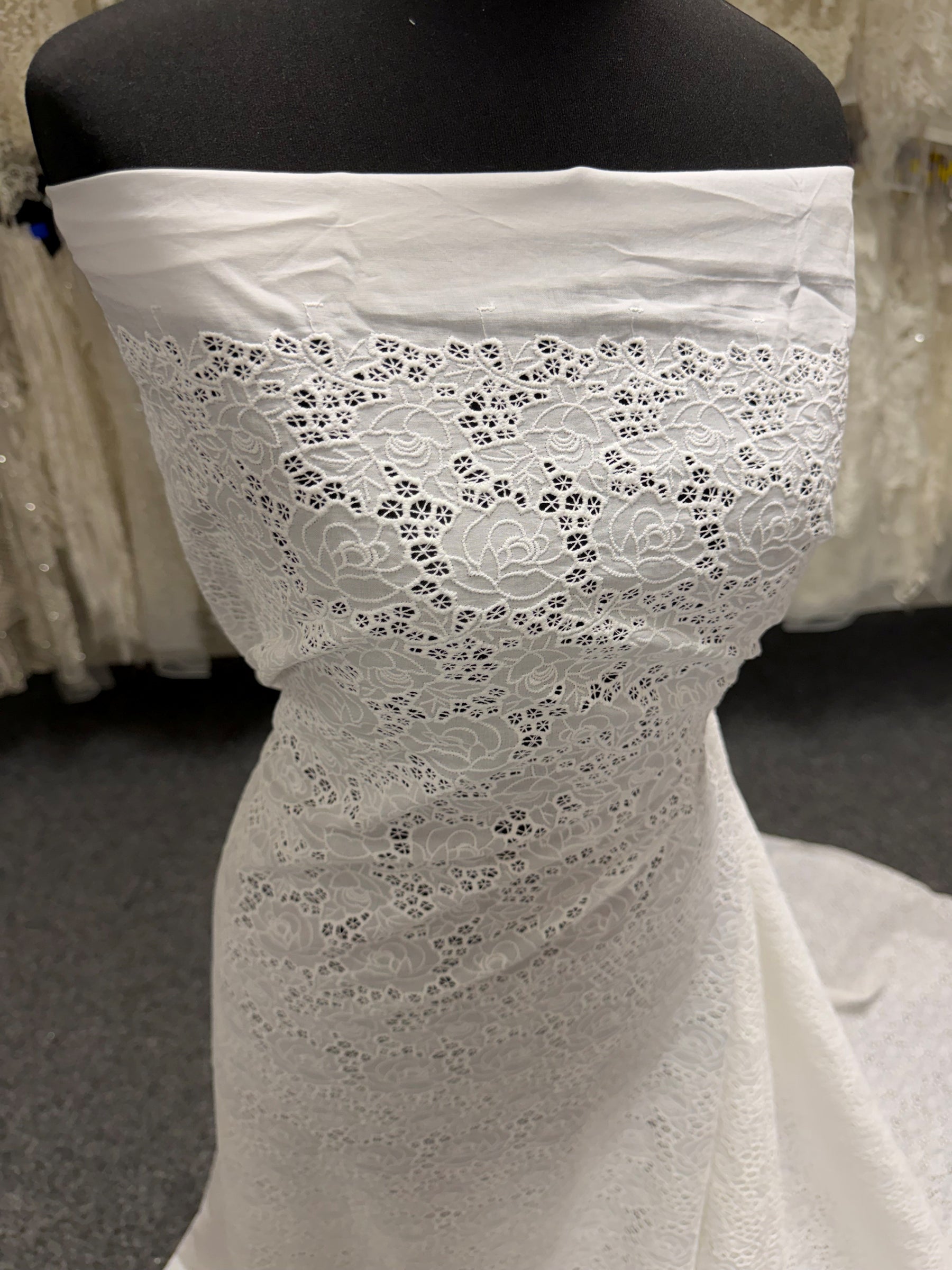 Coton brodé blanc - EB6001