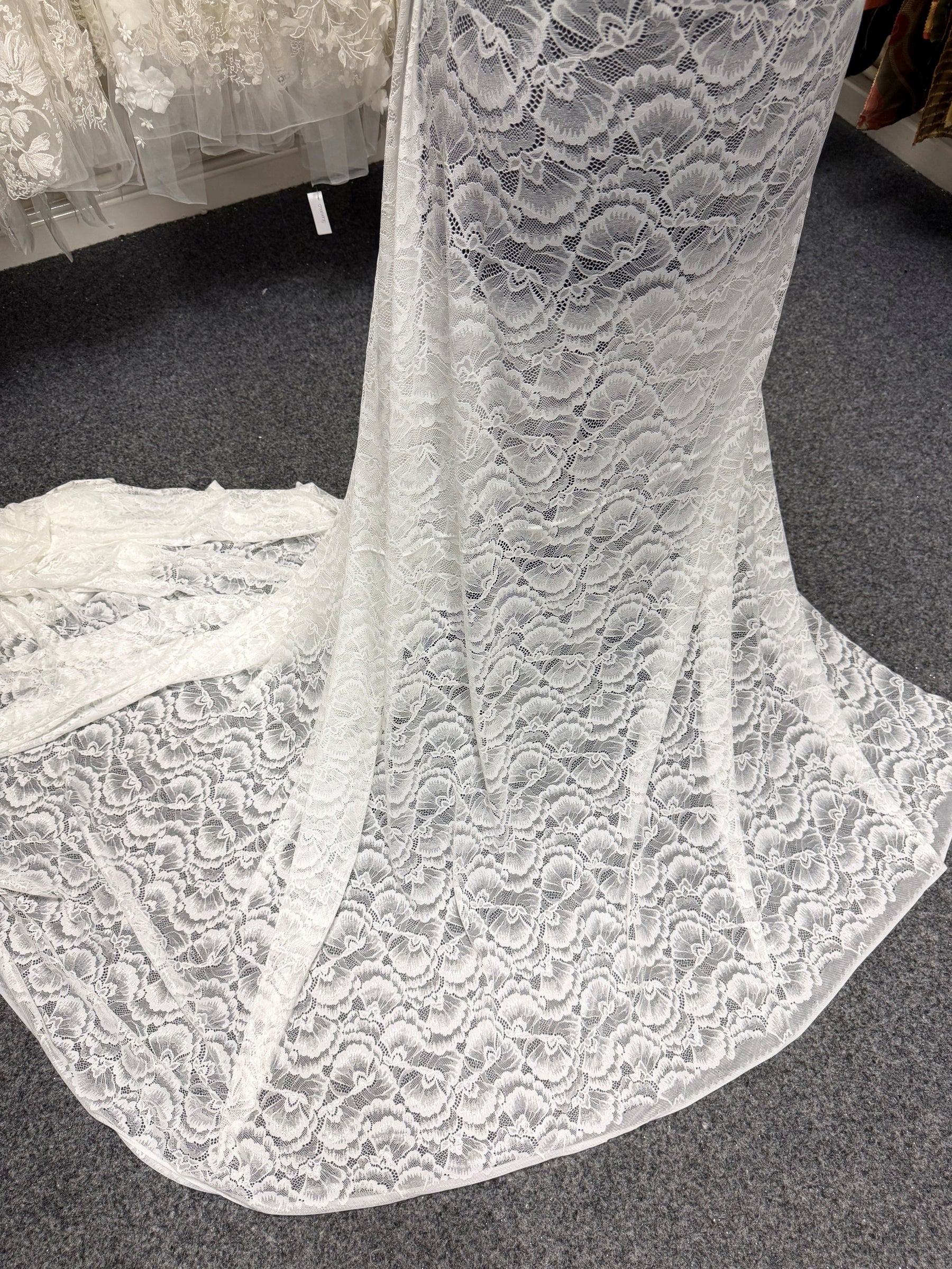 Dentelle extensible ivoire clair - LB7008