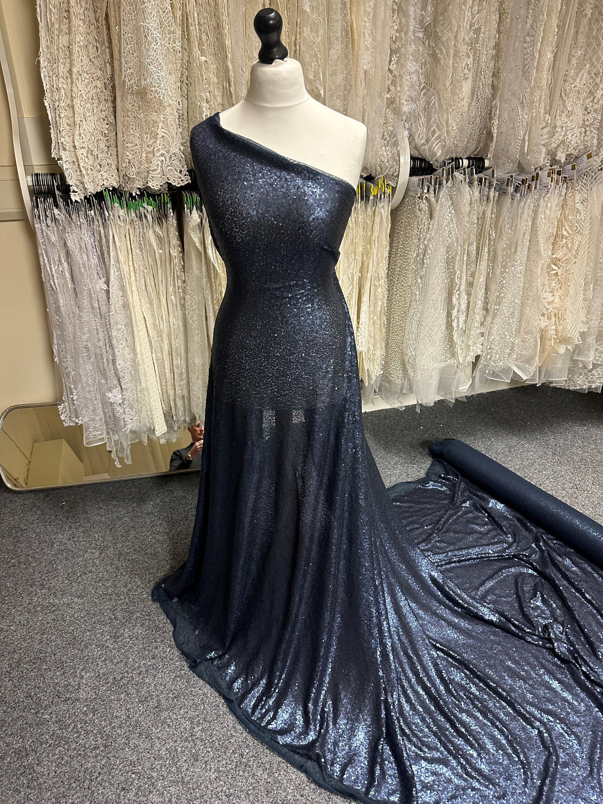 Tulle à paillettes bleu marine - Légal