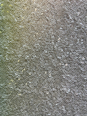 Georgette ornée de sequins ivoire - Lawrie