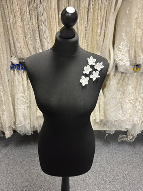 Fleurs blanches d'hiver à 5 pétales - MM0030 (Sachet de 144)