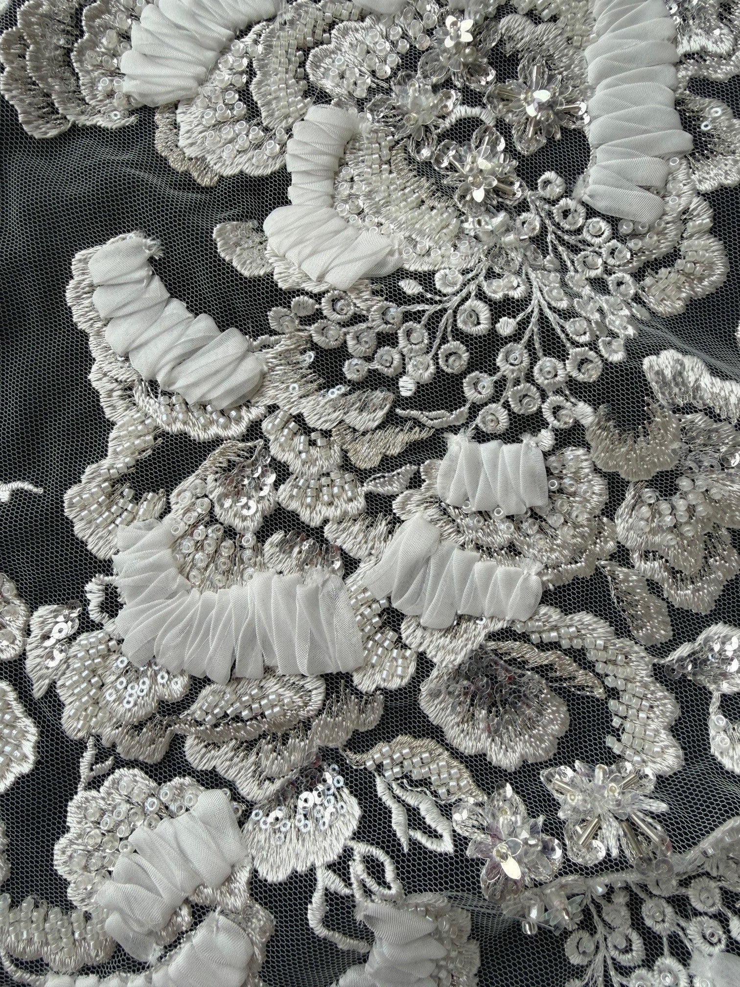 Dentelle perlée ivoire - Masuka