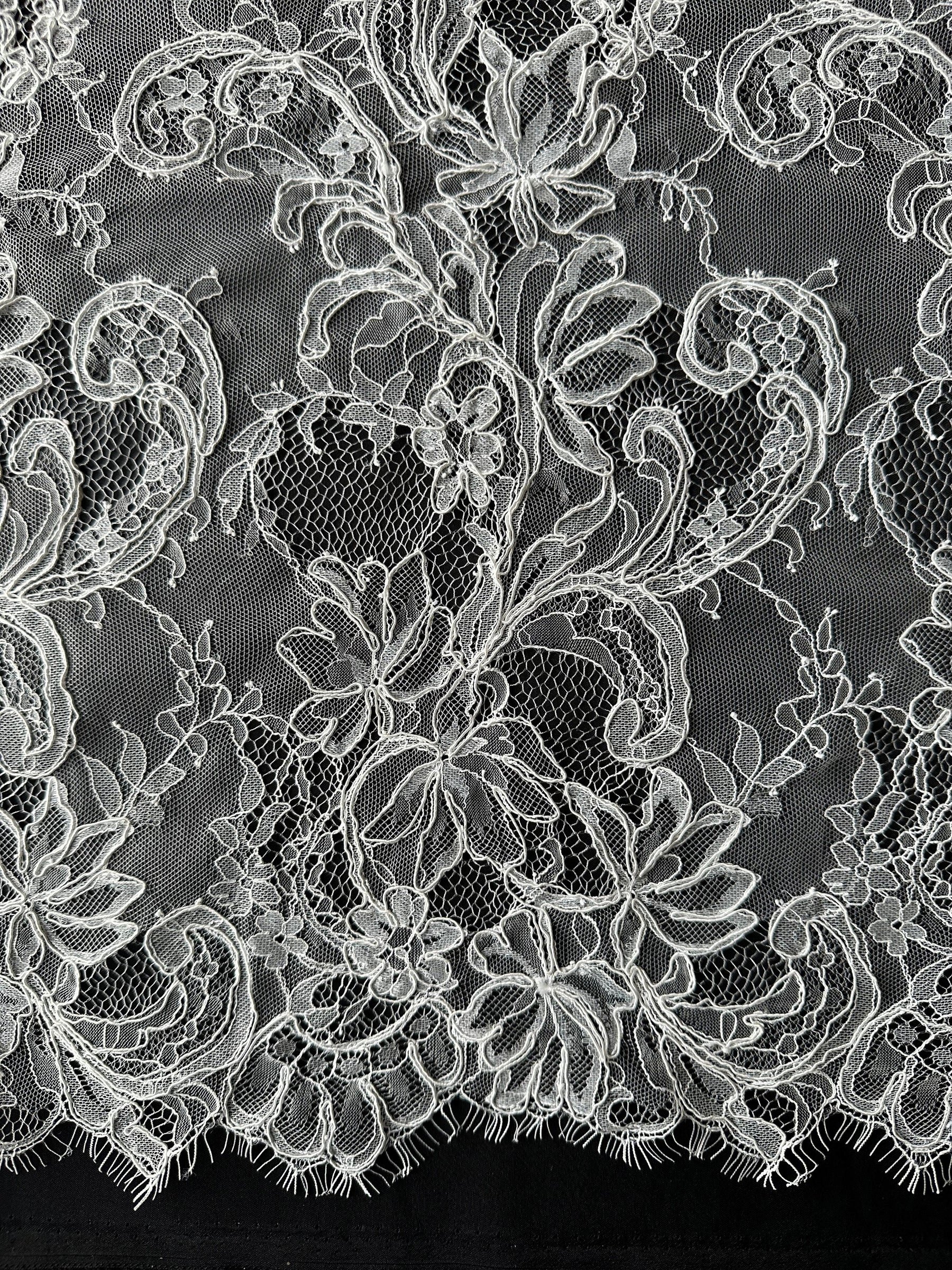 Dentelle cordée ivoire – Mercer