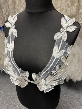 Appliques en dentelle perlée ivoire - MT4010