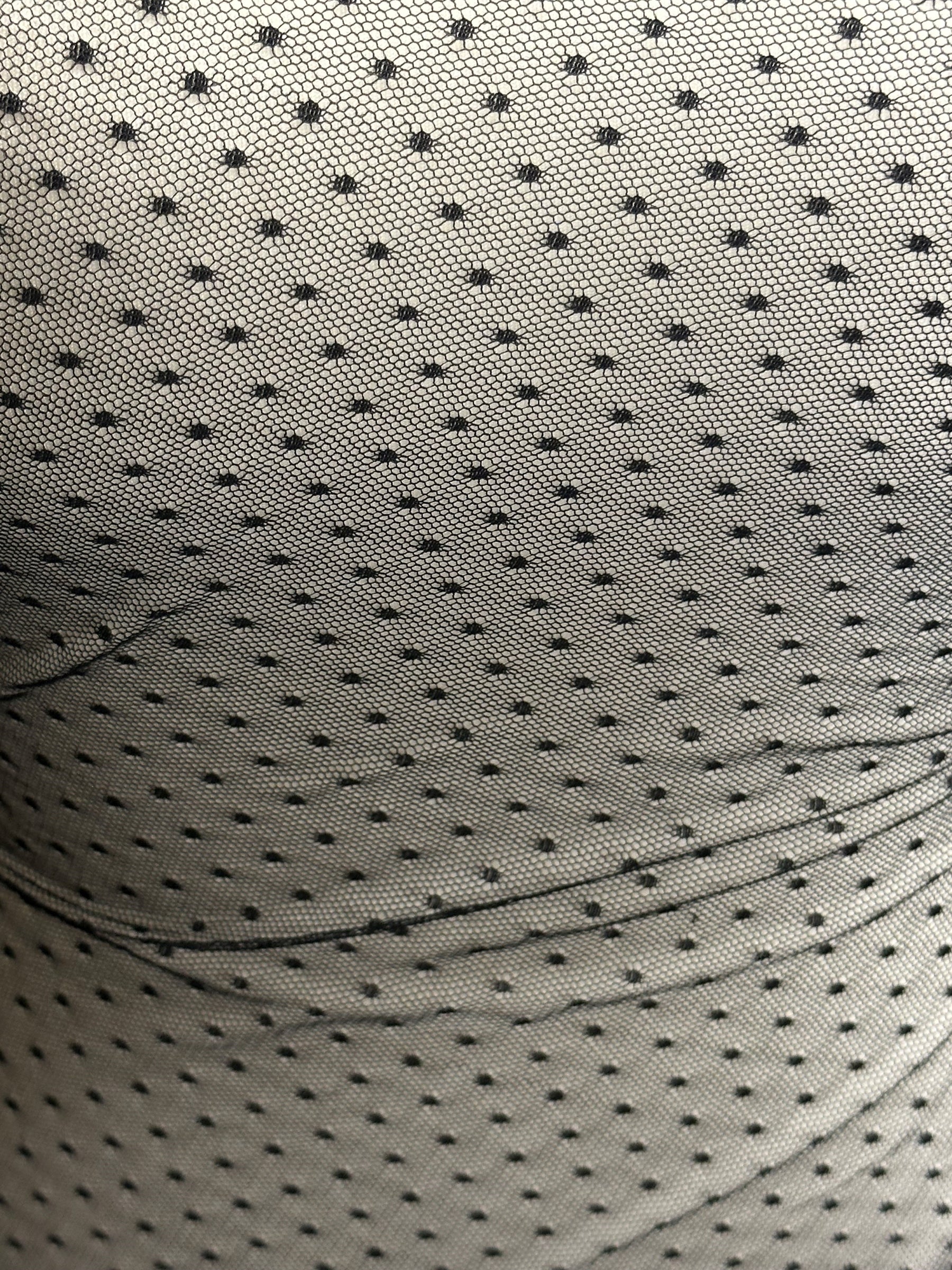Tulle à pois noirs - Madelaine (CF)