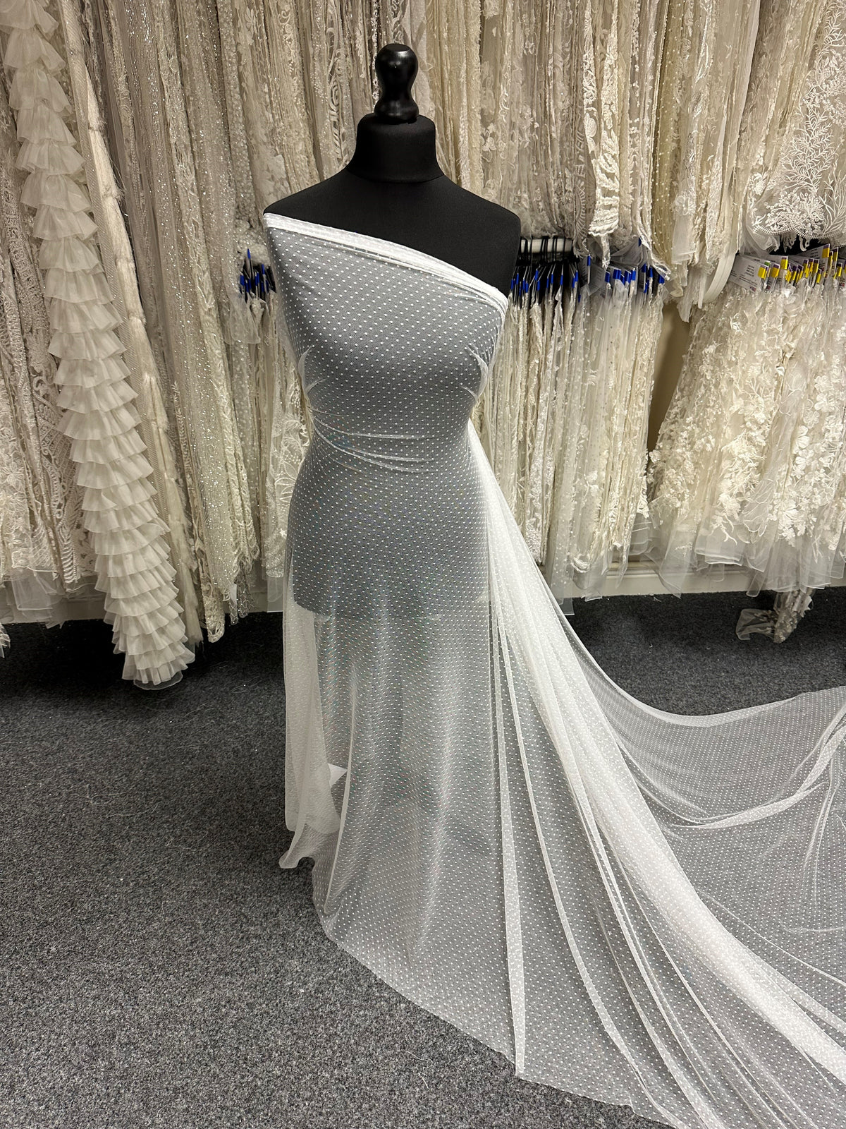 Tulle ivoire à pois - Madelaine (CF)