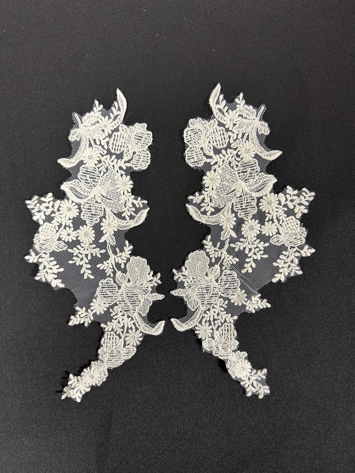 Appliques de dentelle florale ivoire - MT6008