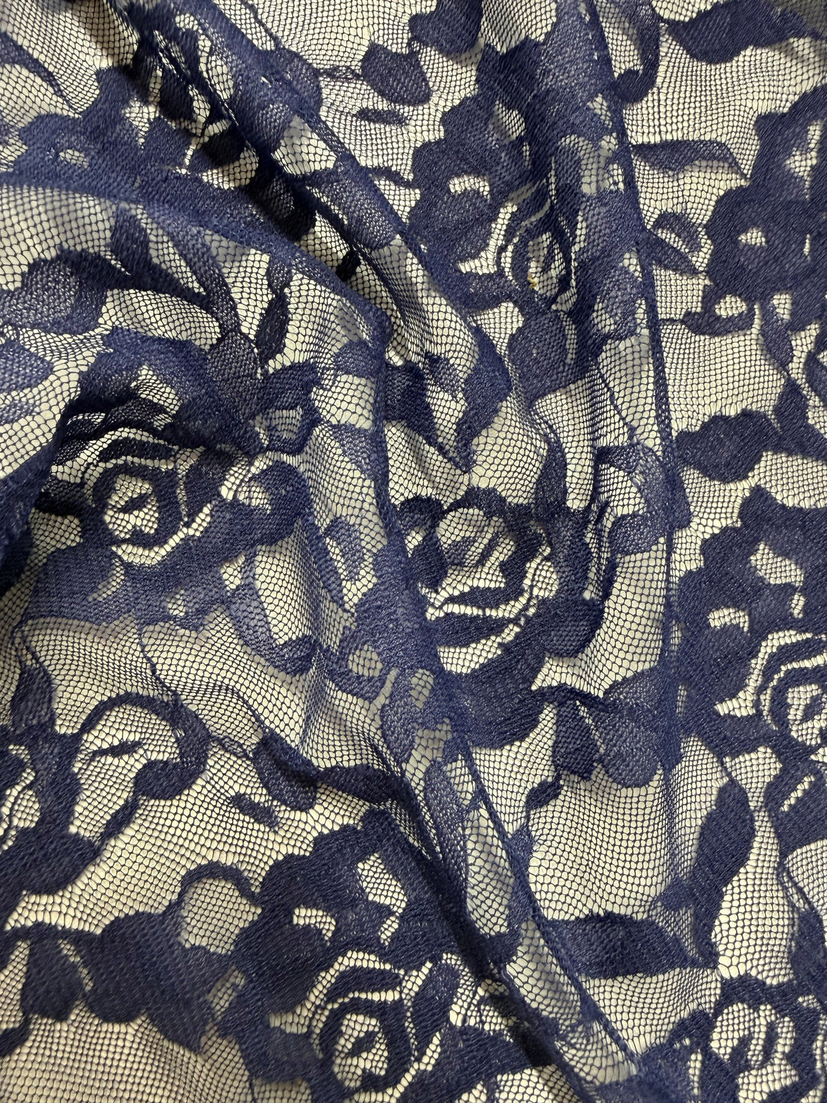 Dentelle Raschel extensible bleu marine – Matina