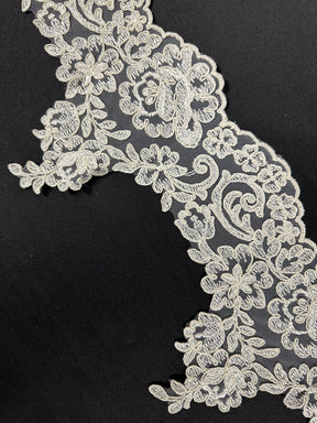 Bordure en dentelle blanche cordée - T226U