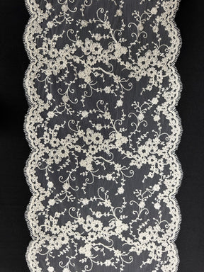 Bordure en dentelle ivoire cordée – Nigella