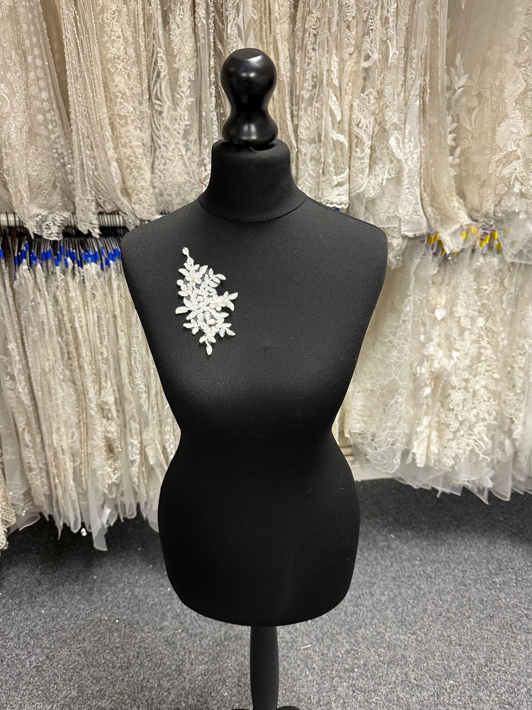 Applique en dentelle cordée ivoire - Optimisme