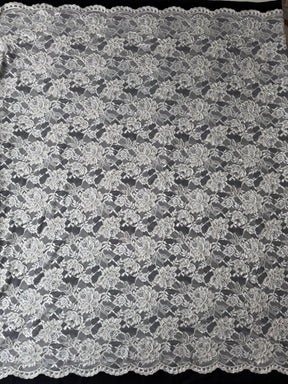 Dentelle cordée ivoire - P213