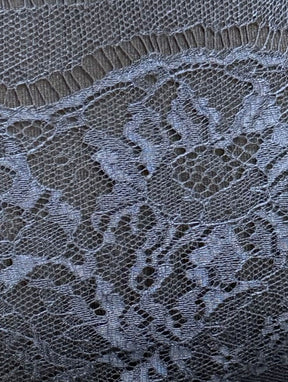 Dentelle italienne 100 % soie bleu marine - P272