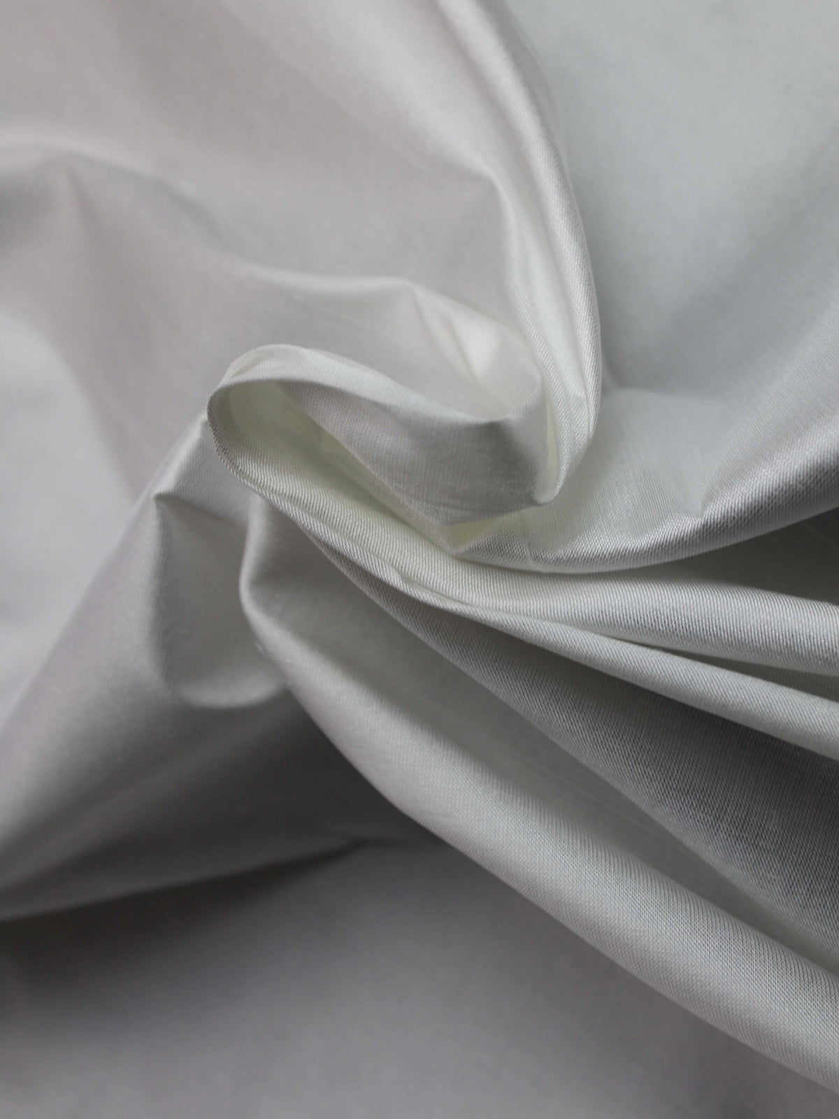 Dupion de soie blanc 150cm - P402