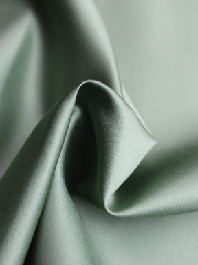 Satin duchesse en polyester couleur avocat - P42