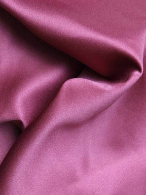 Satin duchesse en polyester rose foncé - P42