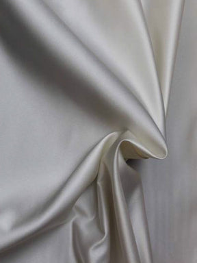 Satin duchesse en polyester ivoire - P42