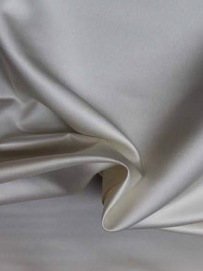 Satin duchesse en polyester ivoire - P42