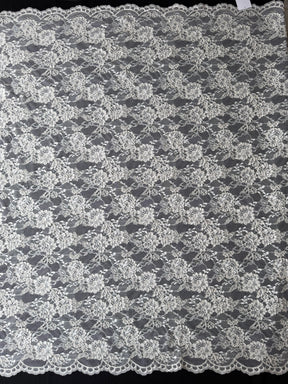 Dentelle cordée ivoire - P442