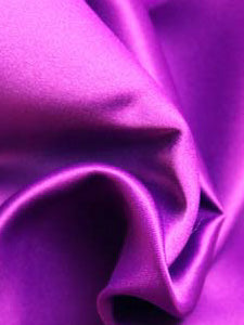 Satin duchesse léger en polyester violet - P44