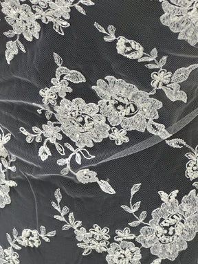 Dentelle blanche perlée - P483