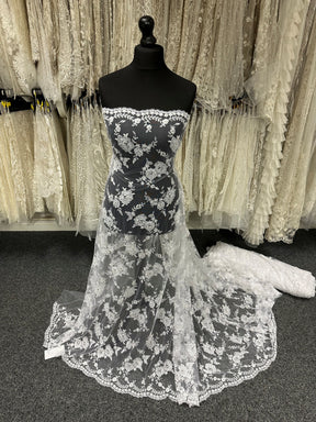 Dentelle blanche perlée - P483