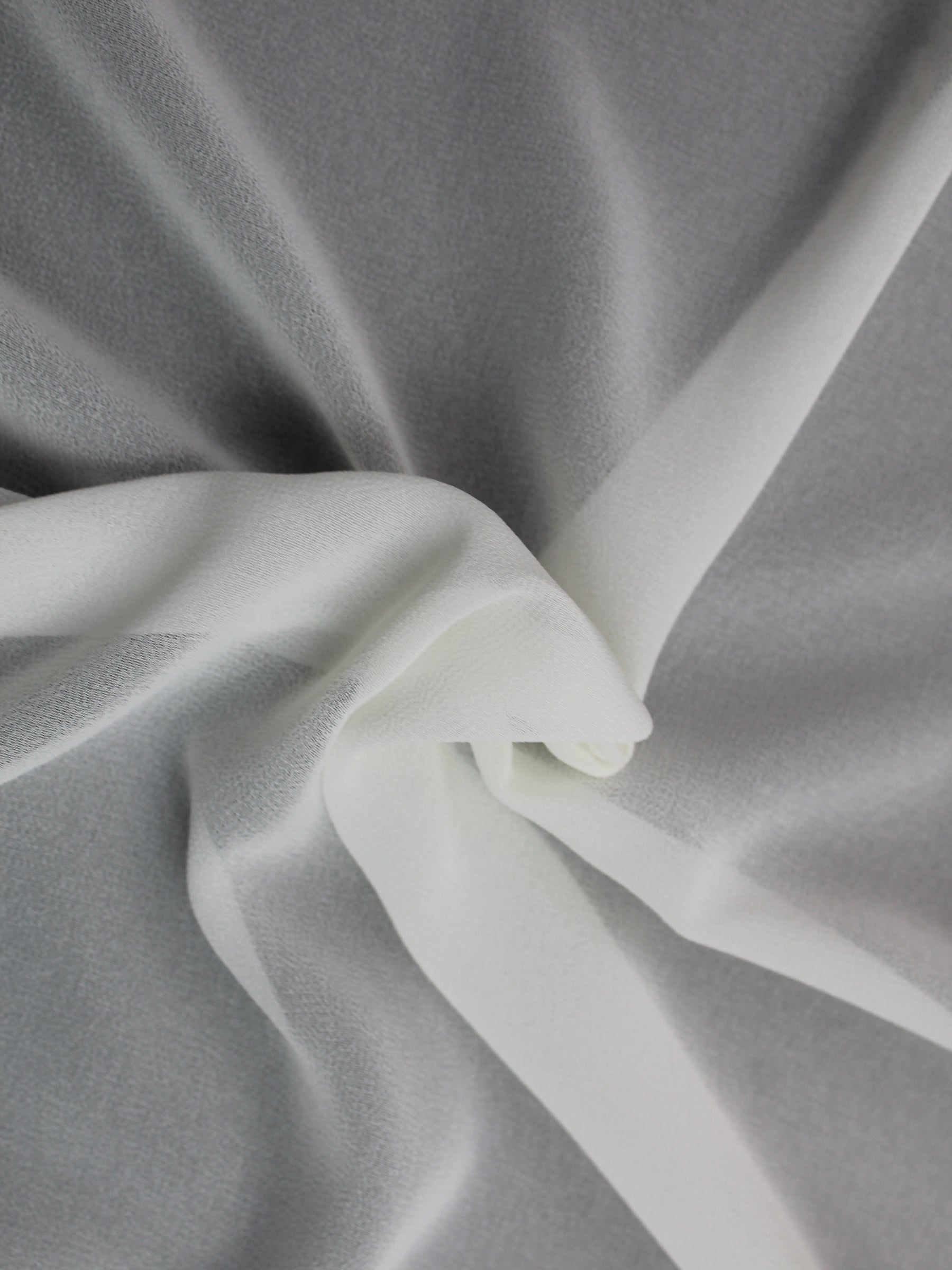 Georgette Polyester Noir - Silhouette