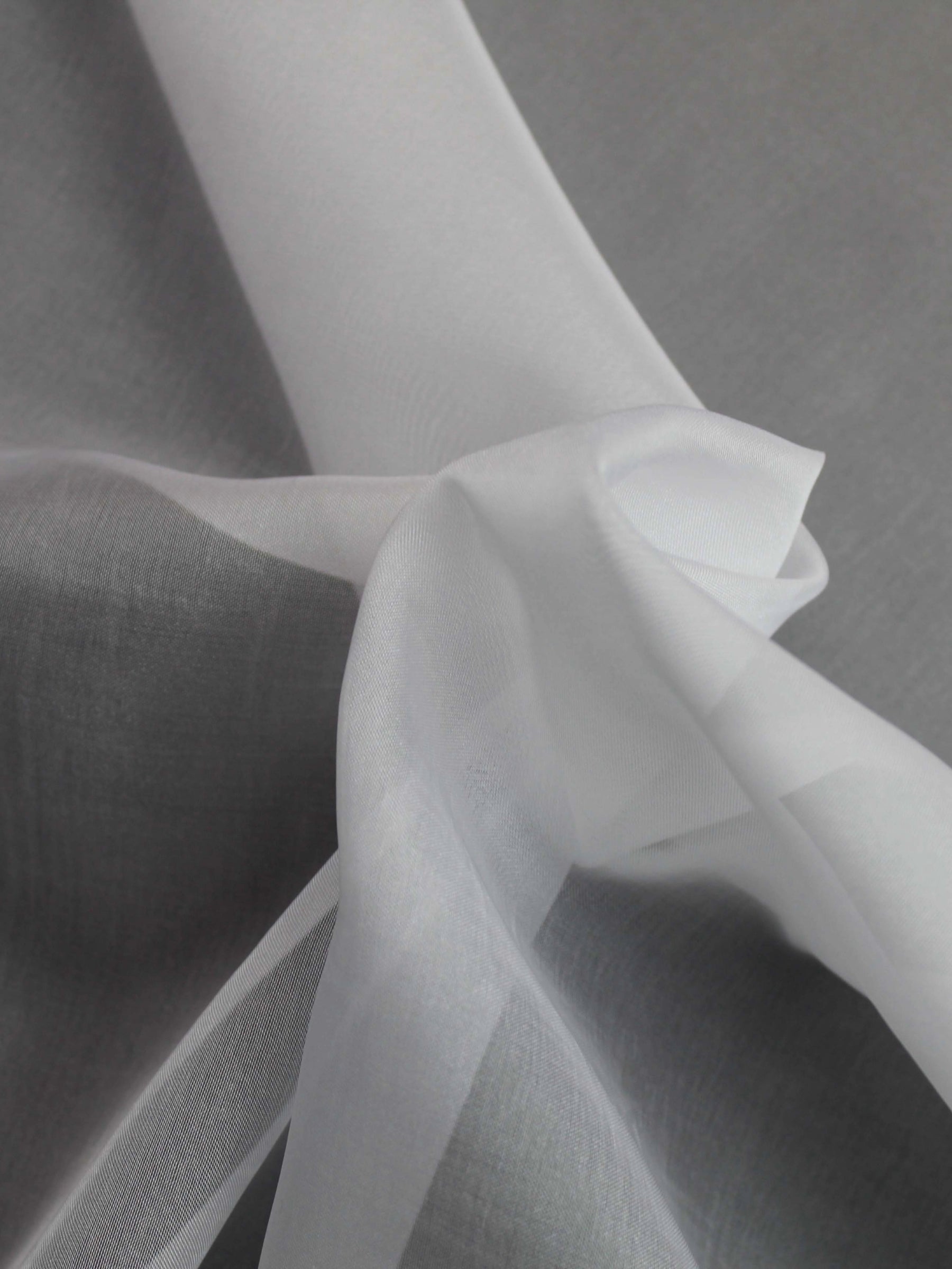 Organza polyester blanc - P49