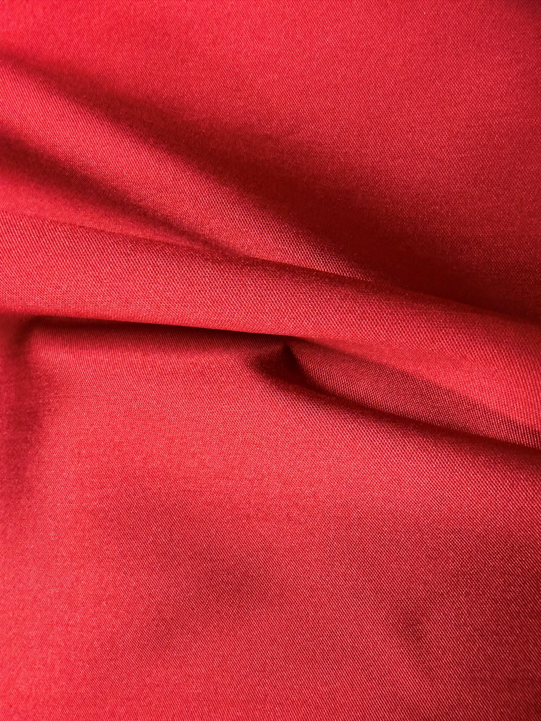 Mikado doux double face en mélange de soie rouge et violette - P608
