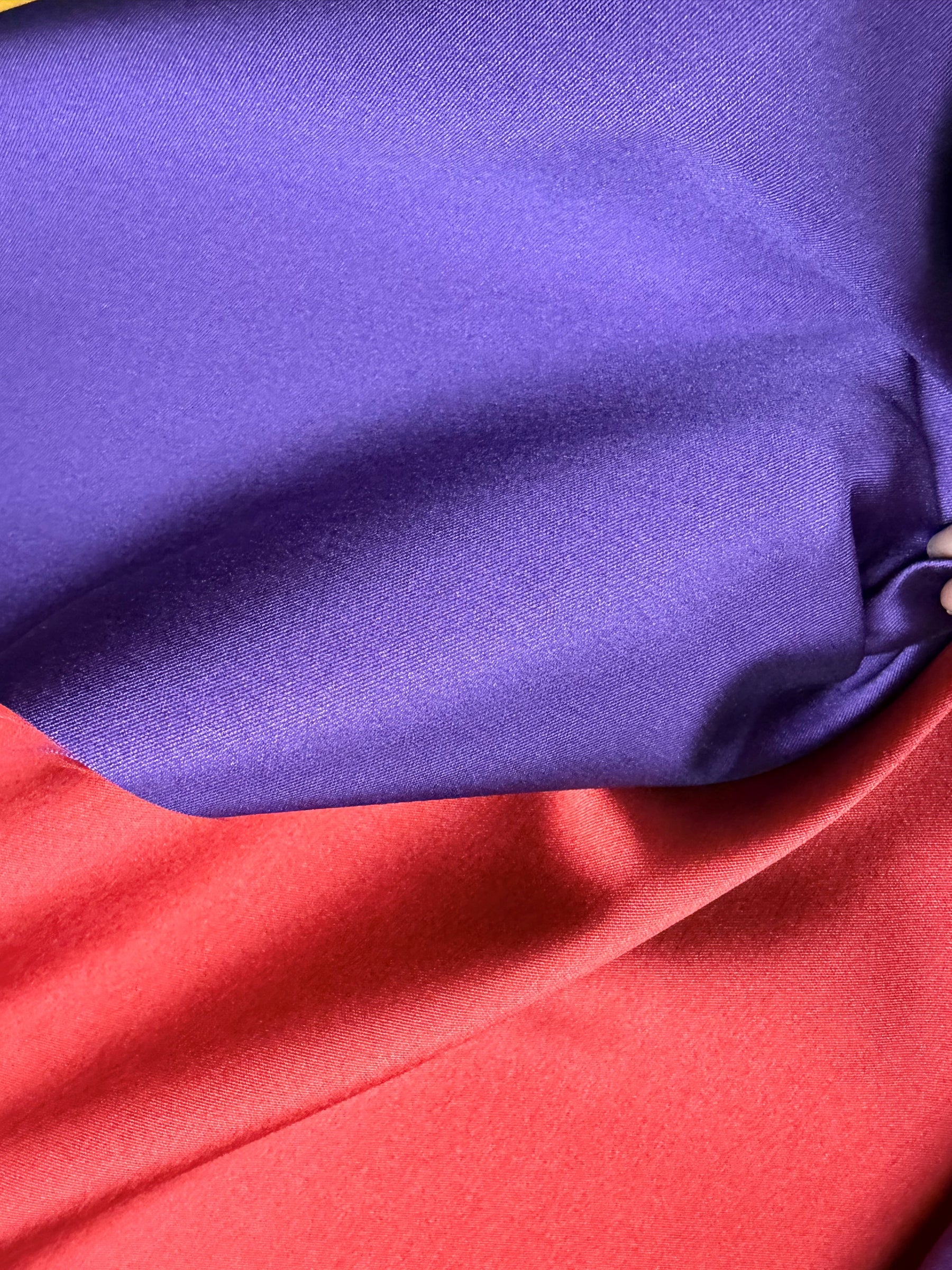 Mikado doux double face en mélange de soie rouge et violette - P608