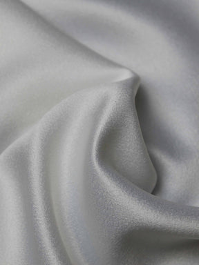 Crêpe satinée ivoire en polyester - P60
