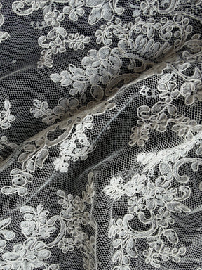 Dentelle cordée ivoire - P637