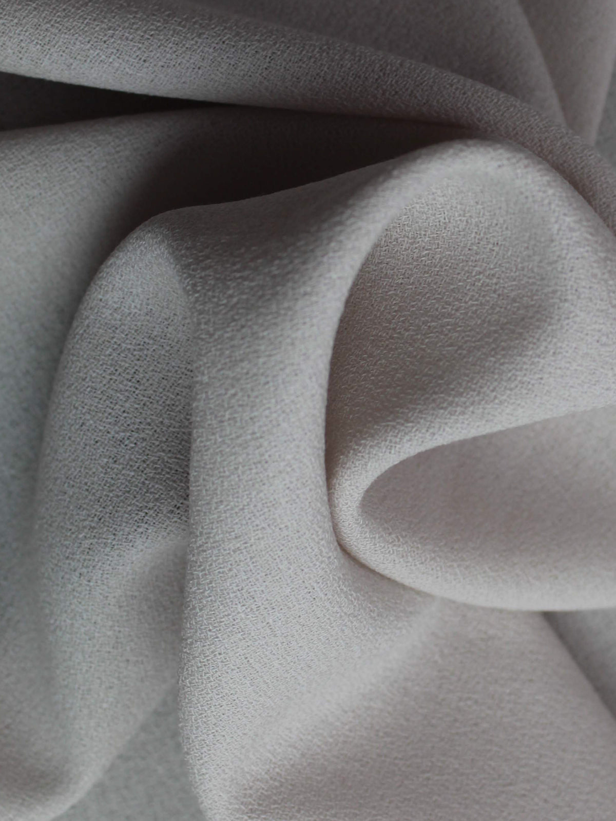 Crêpe de laine italien rose poudré - P640