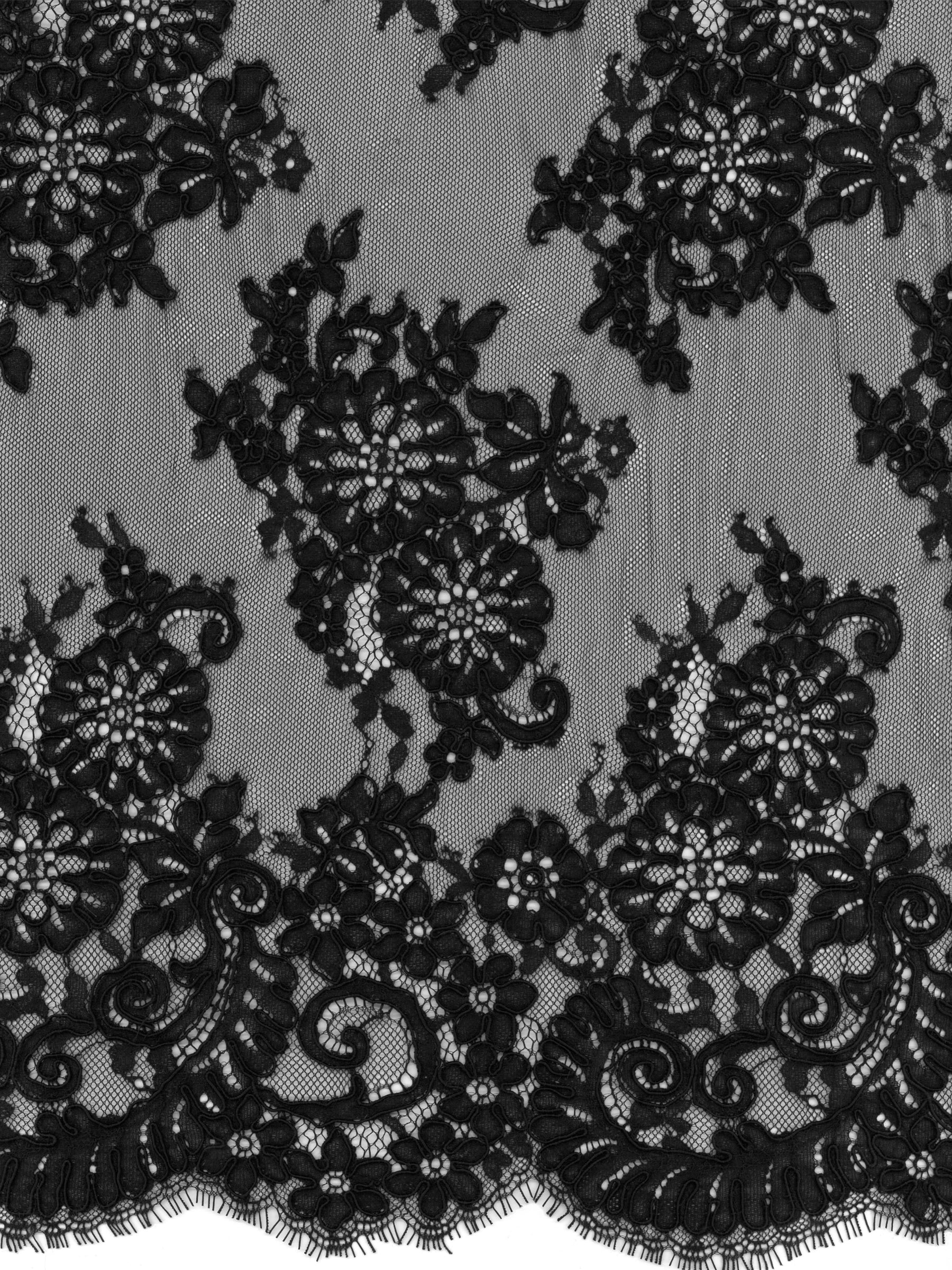 Dentelle cordée noire - P655