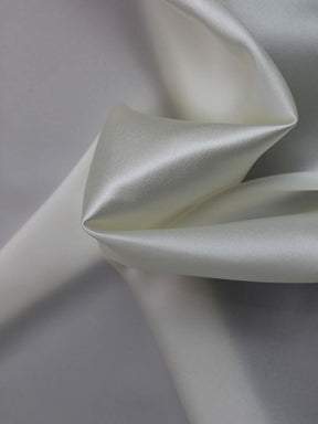 Satin de soie lycra ivoire pâle - P747