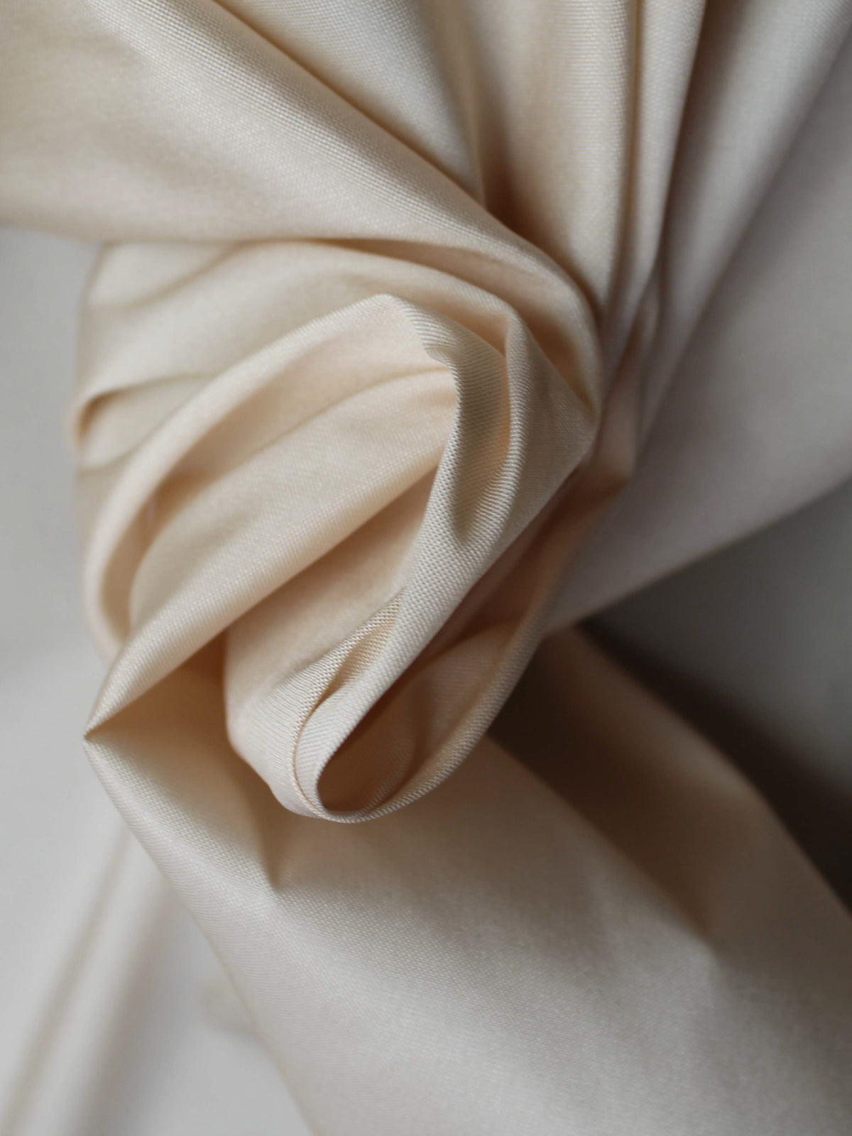 Taffetas de polyester champagne - P75