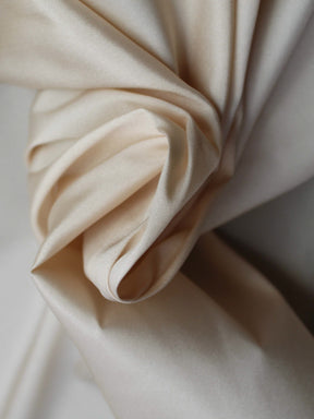Taffetas de polyester champagne - P75