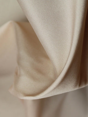 Taffetas de polyester couleur huître - P75