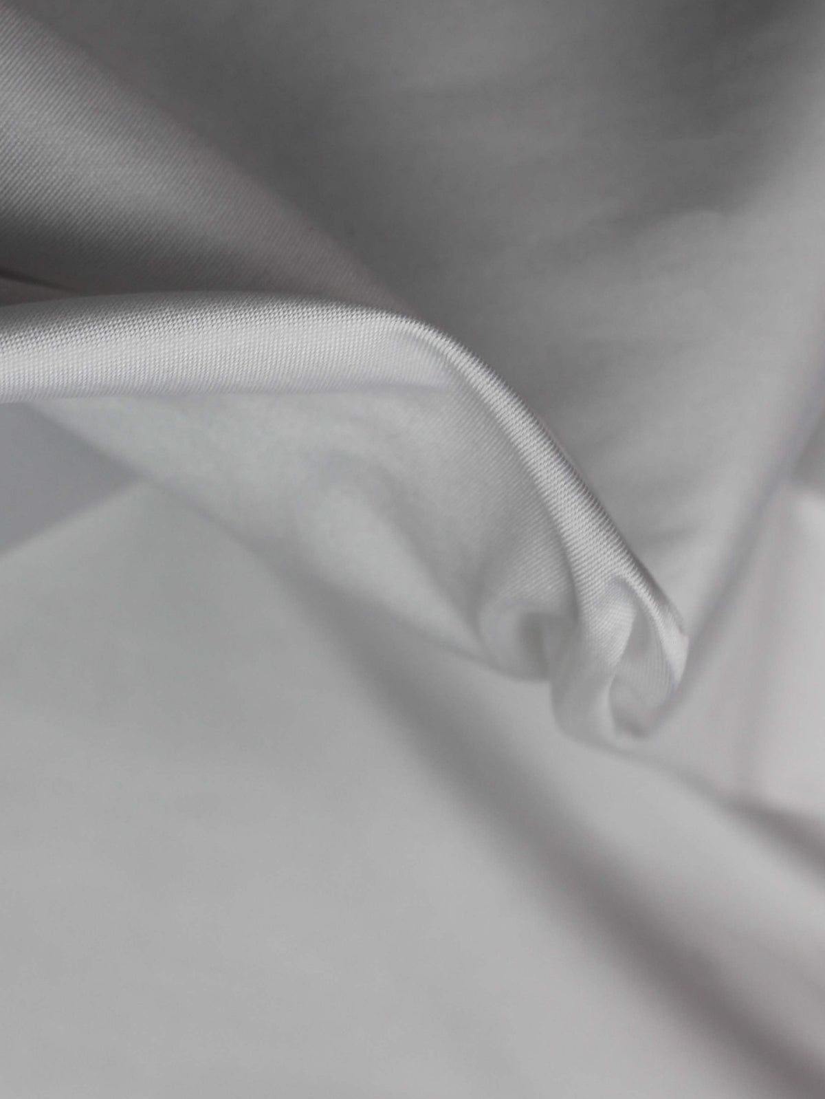 Taffetas blanc 100 % polyester - P75