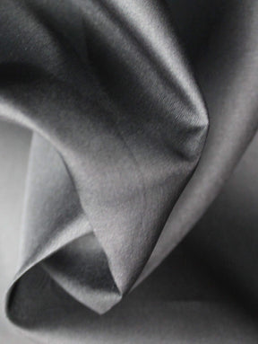 Organza de soie noire - P769