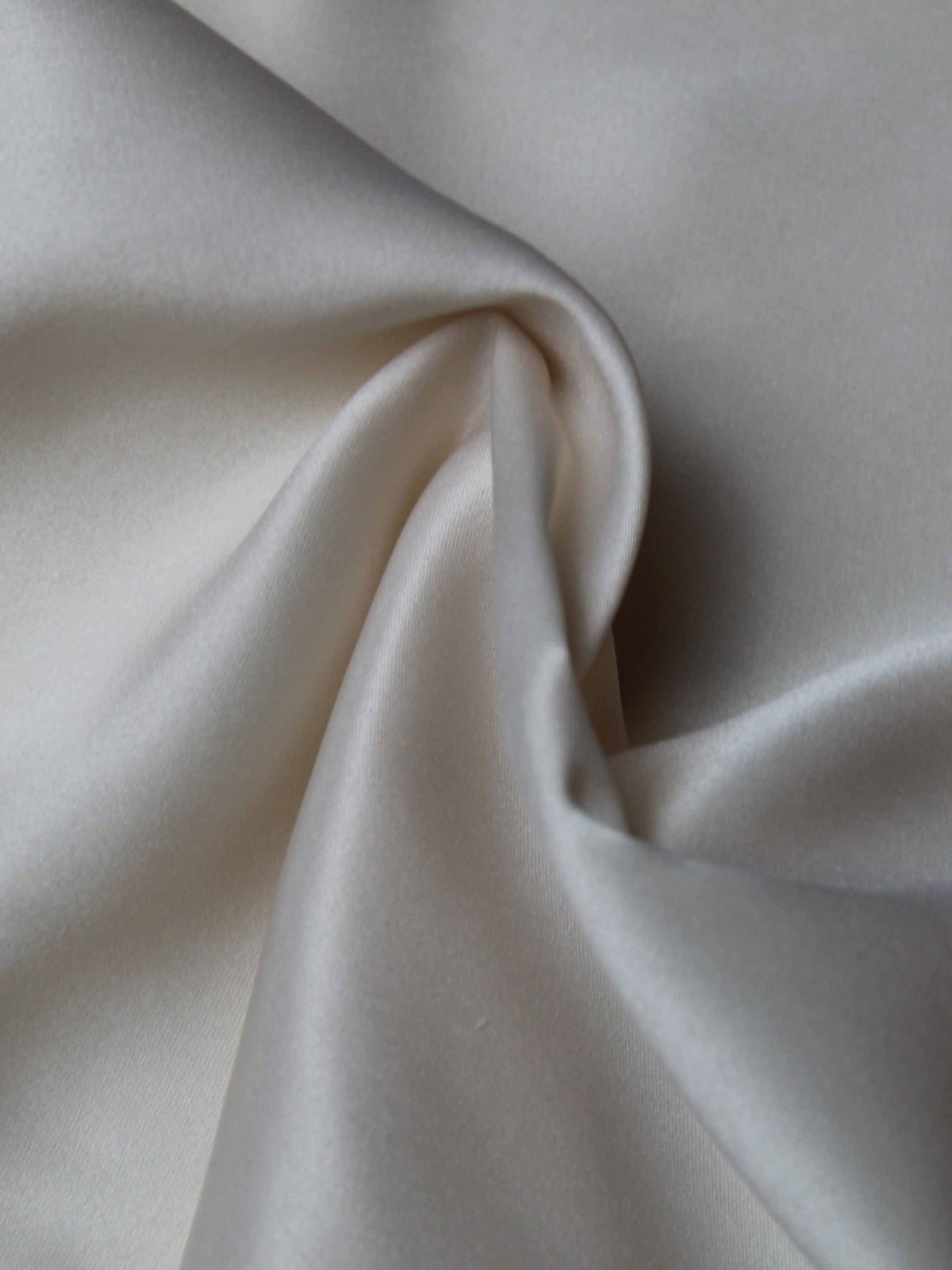 Satin doux en polyester champagne - Trust (P77)