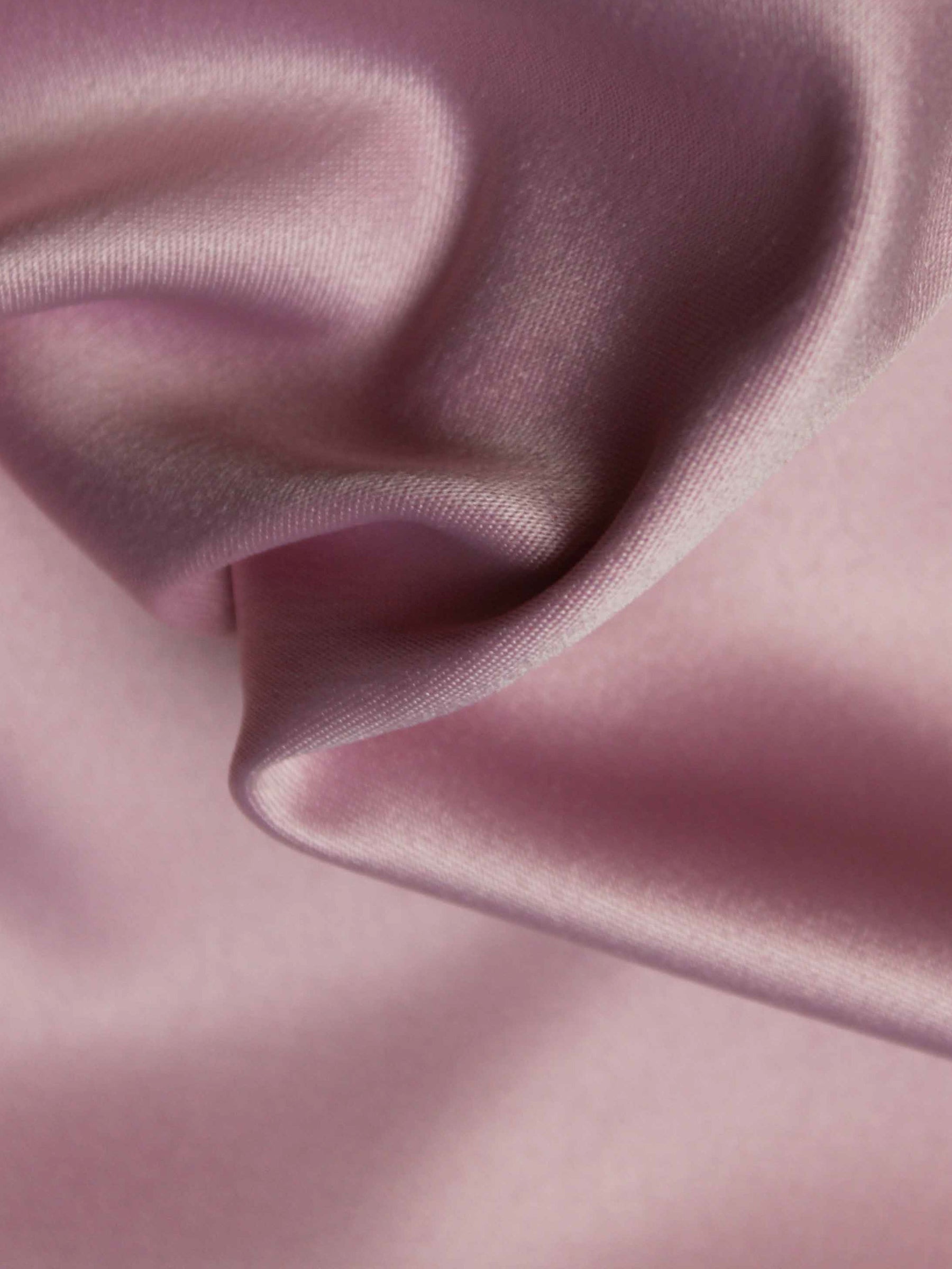 Satin duchesse en polyester lycra bonbon - P83