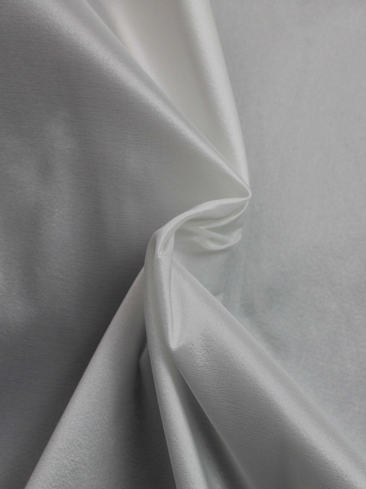 Taffetas de polyester ivoire pâle - P85